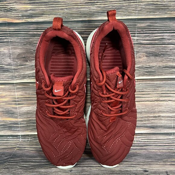 Nike Roshe One Women's Dark Cayenne Red Athletic Shoes Size 7 - Picture 7 of 8